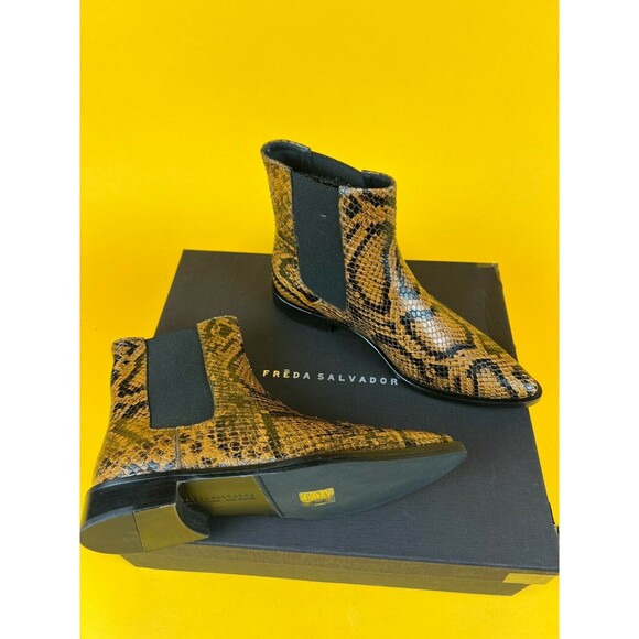 Freda Salvador Joan Chelsea Boots Womens 5 M Brass Snake Embossed Leather NWB - Picture 3 of 11